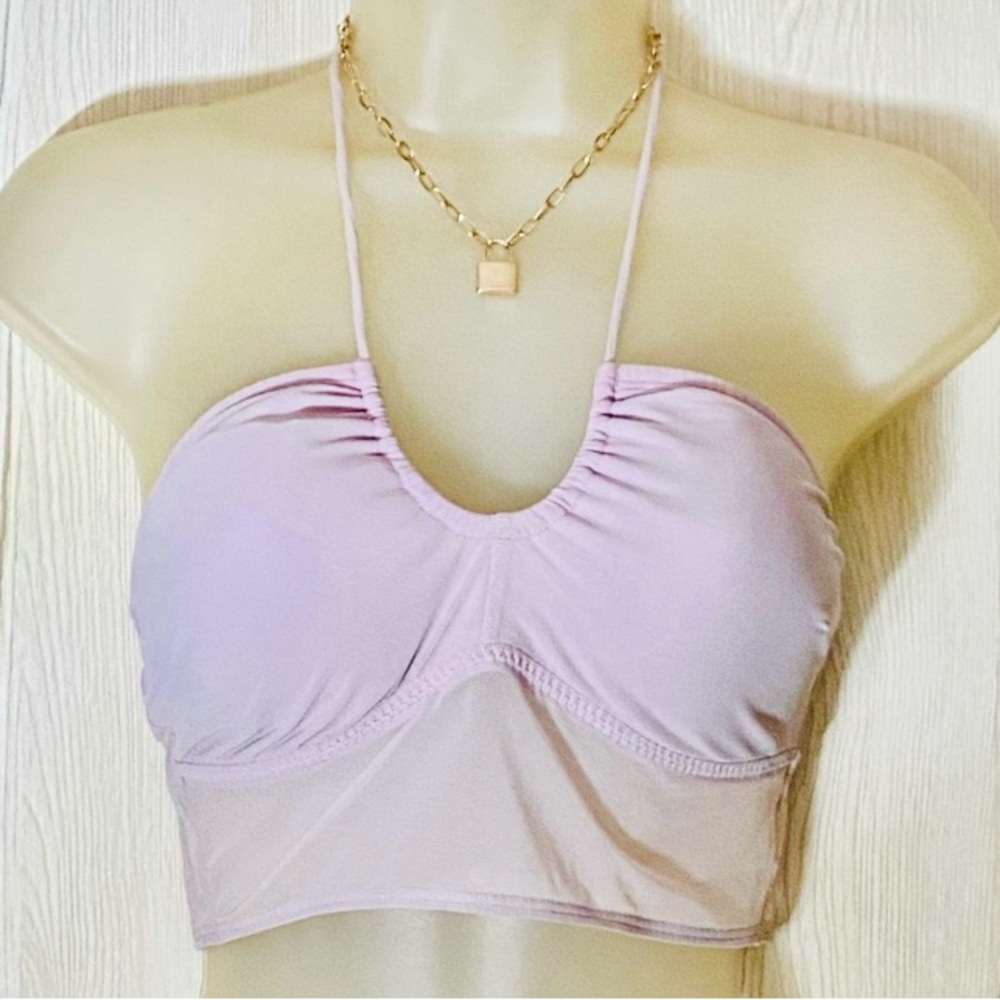 Gilly Hicks top